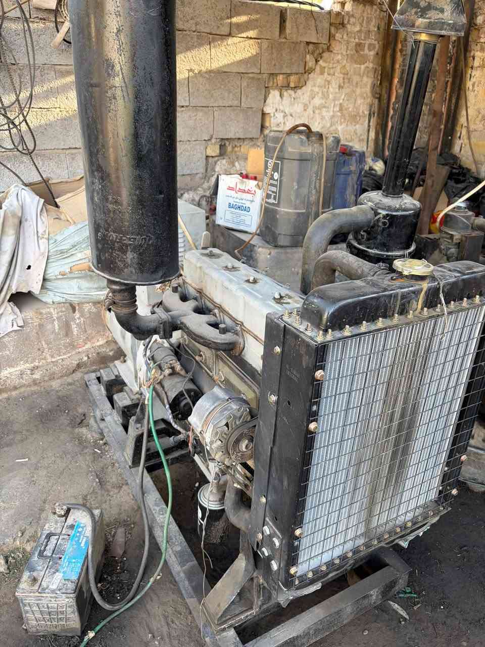 مولد بيركنز صيني توليد 37  سبب البيع جبير  عدي ملعب اشغل بس  مراوس باصغر او للبيع ب15 ورقة وبي مجال مكان عزيزية***********
