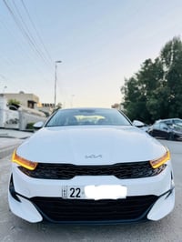 للبيع    كي 5.  2021 رقم أربيل بسمي هزه وفحص جديده  حادثها البنيد والب...