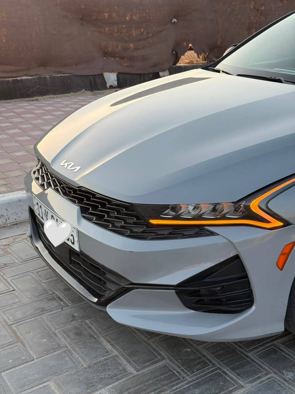 السلام عليكم. السعر 165بيه مجال
- kia K5 GT-line 
- 1.6T 
- AT-8speed 

فول مواصفات بس بدون فتحه

- رادارات+ توقف ذاتي 
- مثبت سرعة تفاعلي+ تشغيل عن بعد
- تدفئة كشنات
- قيادة نصف الية بالخطوط 
- تدفئة ستيرن 
- داخل احمر جلد
- 5 انظمة قيادة : smart+normal+sport+costum+snow 
اشاره ترحيب 
السيارة ماشية 29ميل
حادث فقط جاملغ
مكان كربلاء
***********
@إشارة
