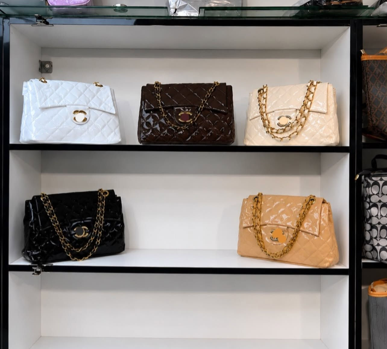 جديدنا وصل 👜
سعر الصدمة: 7 فقط!!
اناقة + سعر = عندنا وبس


**إذا كنت صاحب هذا الإعلان وتريد حذفه لأي سبب، رجاءا أرسل رسالة إلى الدعم الفني**