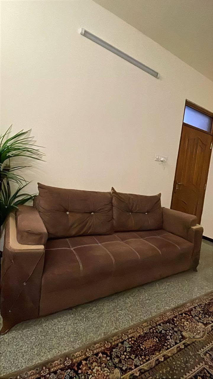 ٣٠٠ نظيف ومرتب ١٠ مقعد  بغداد زيونه


**إذا كنت صاحب هذا الإعلان وتريد حذفه لأي سبب، رجاءا أرسل رسالة إلى الدعم الفني**