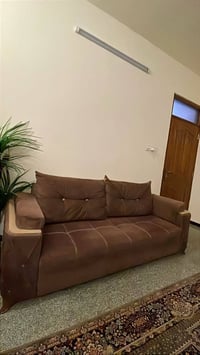 ١٠ مقعد • نظيف ومرتب • زيونه بغداد