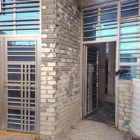 بيت للبيع • ١٢٠م • غرفتين