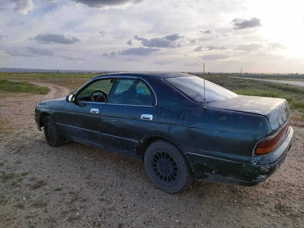 السلام وعليكم سيارة بطه رقم صلاح الدين ألماني بسمي سنويه صاقطه صار سنه كير محرك خير من الله شرط التحويل الكشر شوف العين مكاني سديره.السعر33وبيهه مجال اتصل عل رقم ***********
