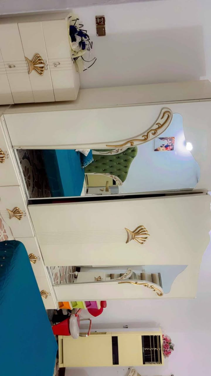 غرفه كلش ضخمه ونظيفه تكمه
سعر 450بيه مجال
الضرر المرايه مال جربايه مفطوره 
مكان داموك 
الشراي خاص


**إذا كنت صاحب هذا الإعلان وتريد حذفه لأي سبب، رجاءا أرسل رسالة إلى الدعم الفني**