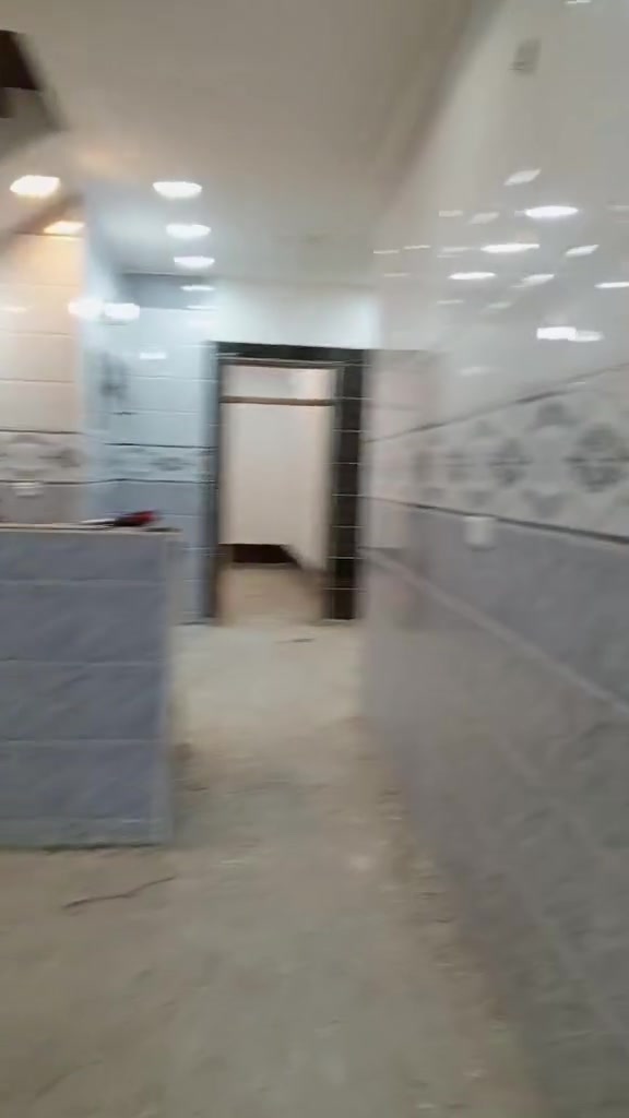 بيت للبيع + قطعة ارض 200م
البيت كامل باقي بس الأرضية 
الموقع سبع اقصور قريه المسعود 
لتواصل ***********
