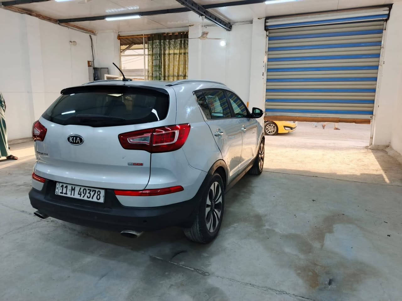 السلام عليكم اسبورتج موديل ١٢ وارد امريكي حادث جاملغ وبنيد بيه اهنا قطعتين صبغ فول واحد عله وأحد جاهزه من كلشي  بيع مستعجل مكان بابل القاسم السعر ١٠٥ *********** ***********
