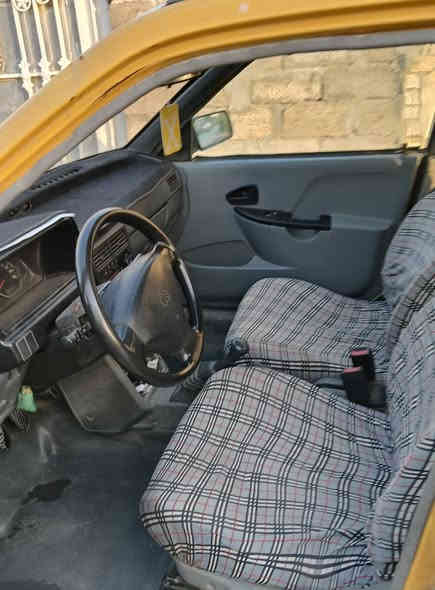 السلام عليكم
سايبا ١١ بسمي شواصي مكفوله 

تبريد شغال تايرات جدد 

باتري جديد السياره ما نقصها شي 

السعر ٢٦ مراوس ب خصوصي

بغداد الثعالبه ***********
