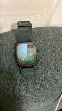 ساعه ابل الترا2 نضافه100 07710000791