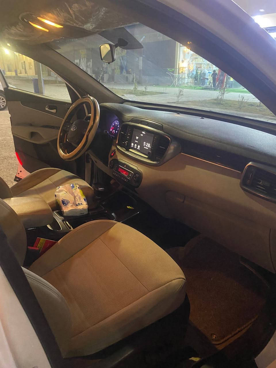 سورنتو موديل 20 رقم بغداد بأسمي بيها فقط جاملغ خلفي صبغ مكانها ديوانية الشراي يتصل موبايل ***********
