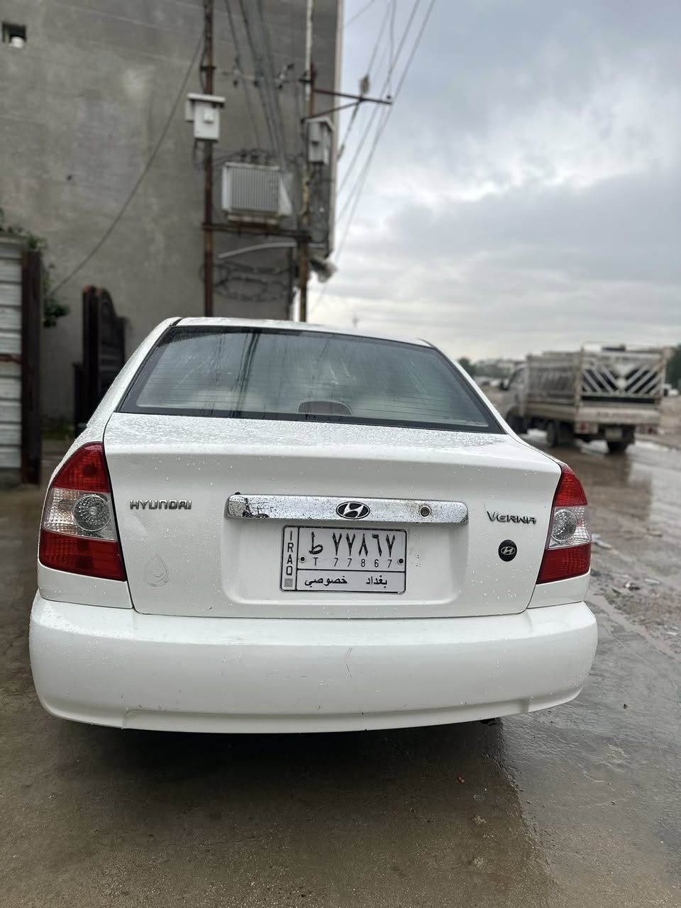 السلام عليكم 
ڤيرنا 2015 خصوصي گير عادي ما معيوده صبغ قليل بل بنيد فقط تبريد تدفئة سنويه 2028 
مكان بغداد غزالية 
رقم *********** 
السعر 75 وبيهة مجال بسيط
