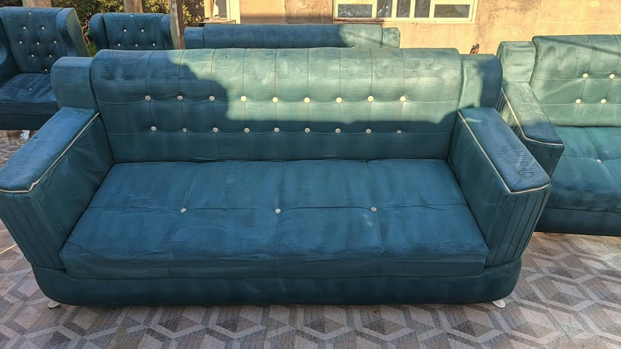 للبيع اثاث مستعجل على بيعتة اي استفسار اتصل ***********
