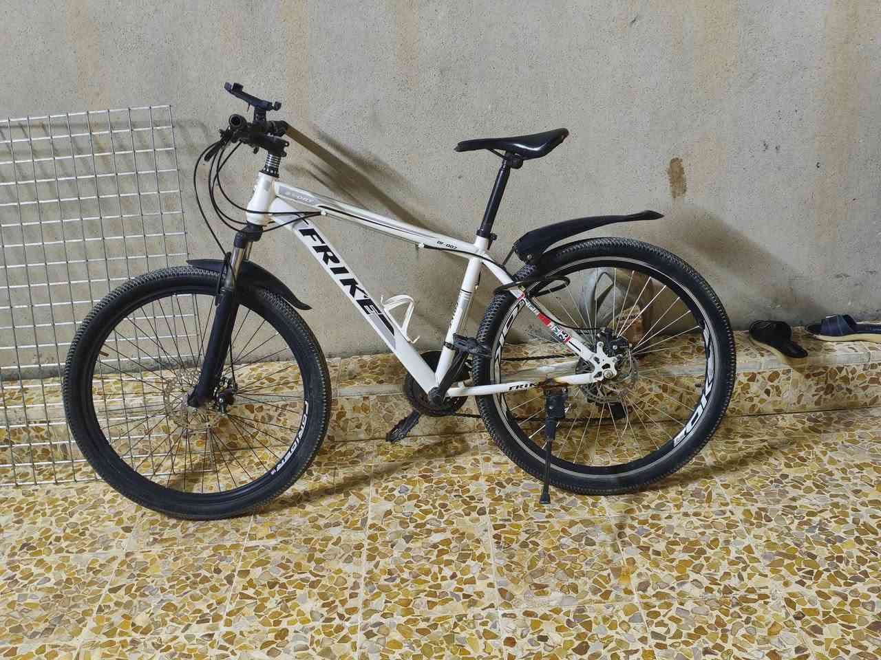 للبيع سعر 60 قفل


**إذا كنت صاحب هذا الإعلان وتريد حذفه لأي سبب، رجاءا أرسل رسالة إلى الدعم الفني**