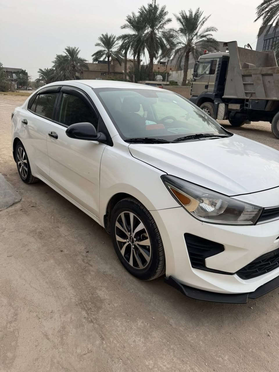 السلام عليكم
كيا ريو موديل ٢٠٢٣ السيارة امريكية 

مكينة ١٦٠٠ دوش 

عدد الممشى ١١،٥٠٠ وقابل للزيادة 

حادثها جامرلغ تصلح ع لبارد وشوية تكحيل 

ولبنيد صار بي شوية معجون وصبغ 

صور الحادث مرفقة بالمنشور 

رقم ديالى الانكليزي جديد 

هزة جديدة 

وسنوية الى ٢٠٣٠ 

    مواصفاتها 

شاشة ابل كار بلاي 

كامرة خلفية بلادية 

كروز مثبت سرعة 

نظام سبورت 

تبريدها ثلج شرطط دينار واحد متصرف ع تبريدها 

كير ومكينة مكفولات كفالة عامة للأخير 

تخم ويل كب حجم ١٦ معلاية رقم لان لبلادي يجي ١٥ 

تخم تايرات جديد 

سيارة كاملة من كلشي مامخلي بيها نقص برغي 

صار ٦ اشهر من اخذتها 

سيارة عارضها ب ١٣٧ وبيها مجال بسيط 

للأستفسار الاتصال او على الواتس ***********
