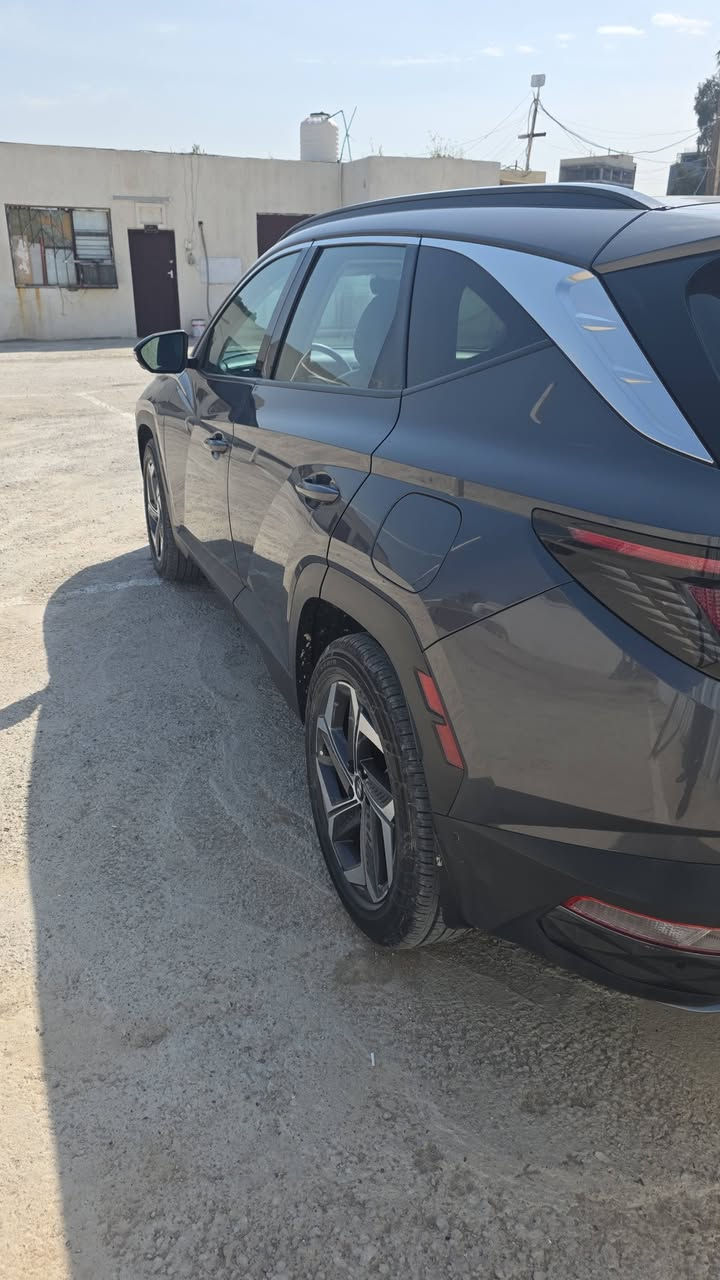 السلام عليكم
توسان 2022 وارد امريكي فول مواصفات لمتد اعلى فئة ب توسان هيبرد  اوتو بارك رقم بغداد صور الحادث والسونار مرفقة مع الصور بيه صبغ قبق الجنطه والدعاميه اماميه  بدون ايرباك 
ماشية 31 الف 
المواصفات : بانوراما / بصمة / جلد / كشن كهرباء / خزن ميموري / جنطة كهرباء / شاشة كبيرة 20 انج / شاشة ديجتال / انارة داخلية LED / كير دكم / هندبريك دكمة / مود درايف / اوتو ستوب / محرك 2000 هيبرد / تدفئة وتبريد بالكشنات / مانع انحدار / ٤ كامرات + شاشة عرض كامرة رباعية / تبريد قطعتين. / نظام HTRAC / رادارت / شفتات ستيرن / رادار نقطة عمياء / تشغيل عن بعد / قيادة من الريمونت / تدفئة ستيرن. / كامرة في المري الجانبية مع الاشارة /والايرباك راجع سستم/ وهواي مواصفات بعد مذاكرهن مكاني بغداد *********** السعر قفل قفل 175
