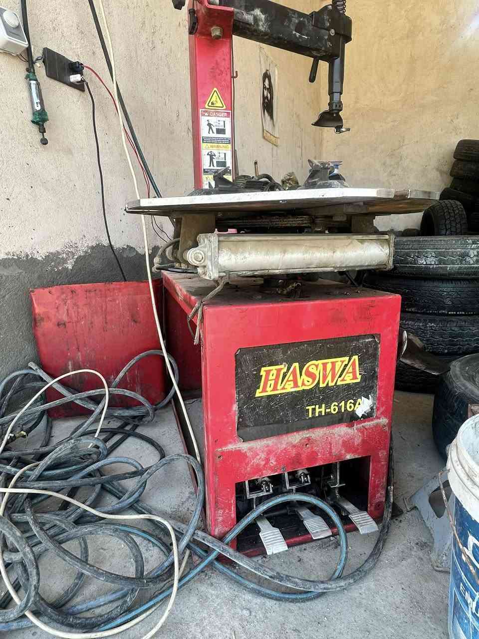 تاروسه دبل ماطور ٣٥٠ مع خالعه Haswa شررط الشغل الاثنين سعرهن مليون ونص مجال بسيط ويها مساند اثنين مع جك عدد اثنين تمساح وجوب 
بابل الهاشميه


**إذا كنت صاحب هذا الإعلان وتريد حذفه لأي سبب، رجاءا أرسل رسالة إلى الدعم الفني**