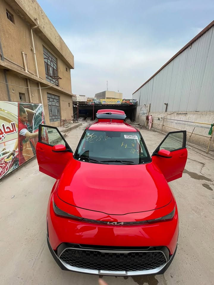 السلام عليكم كيا صول موديل 2025 ماشيه 19000ml
مواصفات lx حادث جاملغ وخشم بنيد فقط 
بيع مستعجل وارد امريكي عنوان بابل الحله مركز المدينه 
السعر 144وبيها مجال وتدلل 
***********
