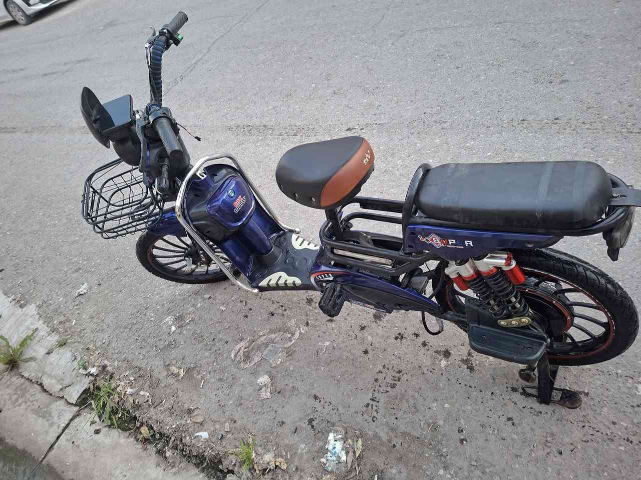 السلام عليكم للبيع ماطور حجم ٢٠
السلام عليكم للبيع ماطور حجم ٢٠
الماطور كامل مابي اي عطل الماطور كلوا شرط بي الجملغ الي وراة ماموجود بي بلوتوث ثلاث سويجات ايمشيك ٣٠ كيلوا تقريبا وير منية كلوا شغال السعر ١٦٠ وبي مجال بسيط للاستفسار خاص


**إذا كنت صاحب هذا الإعلان وتريد حذفه لأي سبب، رجاءا أرسل رسالة إلى الدعم الفني**