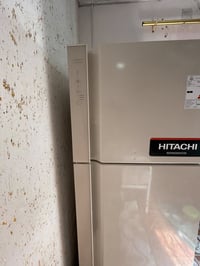 ثلاجة هيتاشي • مستخدمة ٦شهور • بصره تنومه
