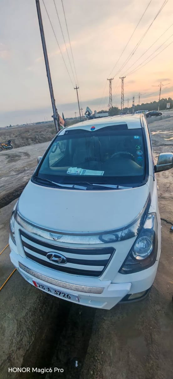 ستاركس مديل 2009 اصل صبغ حزام ضربه مكفوله تبريد حداده جاهزه احله من صورا سيرا رقم نكلزي خياسات بيهه قليل مكان بصرا كرنه استفسار سعر ١٣٠ ***********
