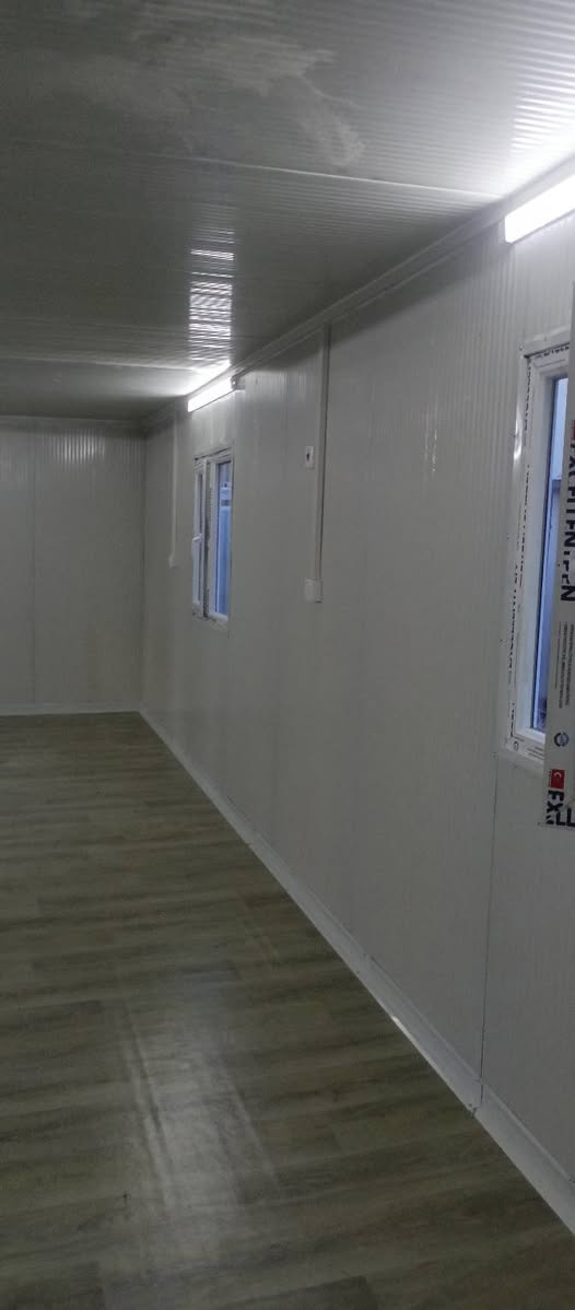 خدمية)
🌿🎪 تجهيز مزارع ترفيهية بكرفانات مريحة وعملية
🏢📦 تنفيذ مخازن، جملونات، ودور سكنية جاهزة بالكامل
🏛️📂 تجهيز دوائر الدولة والمشاريع المدنية بحلول سريعة ومتكاملة
🔥🧯 كرفانات ضد الحريق وعازلة للحرارة
👷‍♂️🔧 تنفيذ على يد كوادر فنية محترفة ومهندسين مختصين
✅📏 إشراف مباشر ودقيق لضمان أعلى درجات الجودة

📐 تصميم هندسي متخصص يساعدك على:
✔️ اختيار المواد الأفضل
✔️ ضمان مقاومة الظروف الجوية
✔️ تشطيب نهائي متقن
✔️ مطابقة المواصفات الخاصة بالمشروع

🛠️ سواء كنت تحتاج كرفان للسكن، العمل، أو الاستخدام المؤقت... إحنا نوفره لك بجودة تليق بتطلعاتك! العنوان بغداد اي ستفسار على رقم***********
