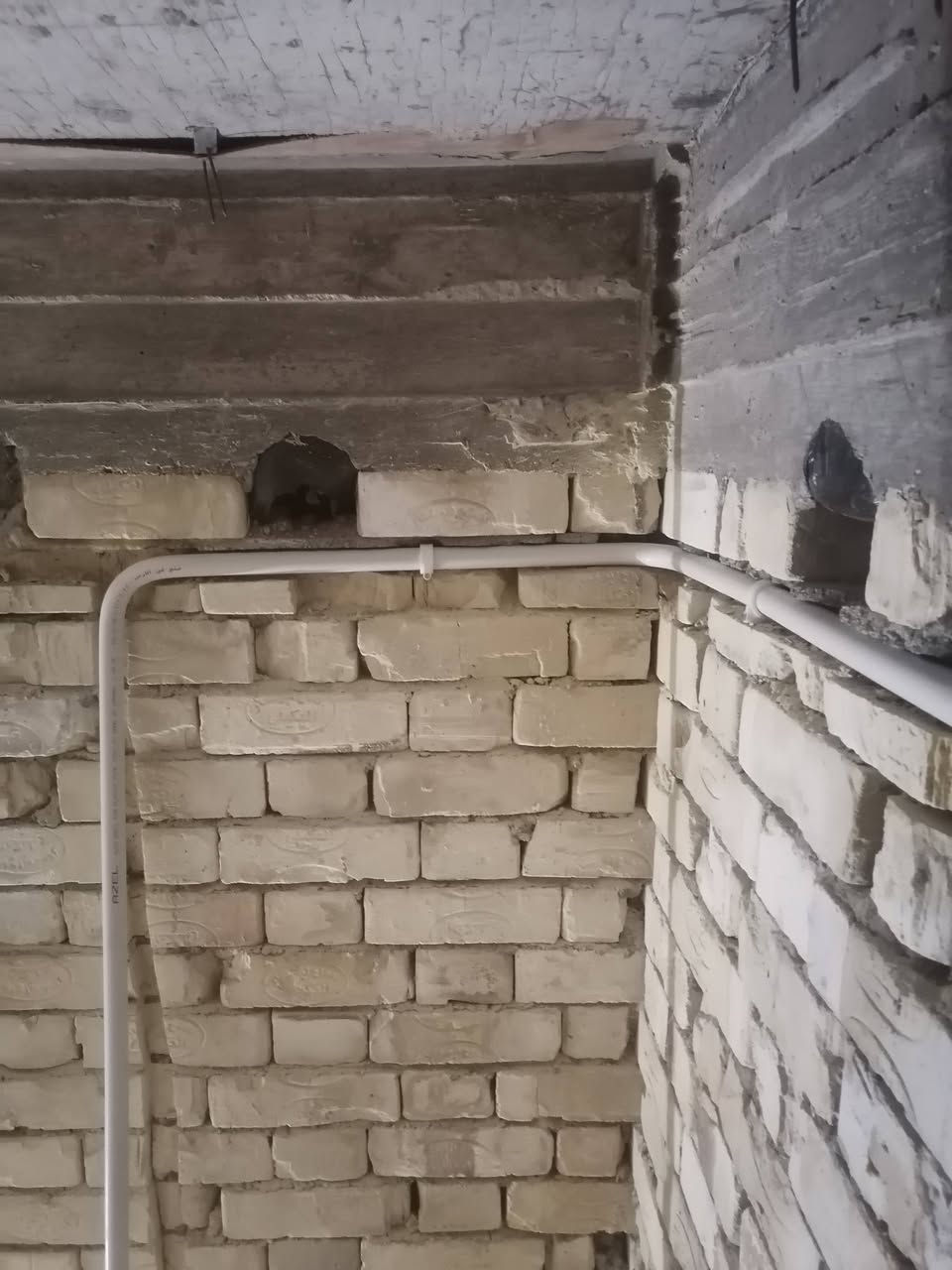 #تأسيس__كهرباء__ماء__مجاري

بوري سمنس مساطر

بأدث الطرق نظام حماية لكافة المنزل
عملي في الشطرة ونواحيها
***********
***********
