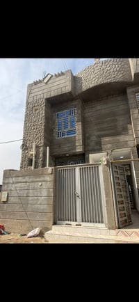 دار للبيع المساحه 105م  الصالحيه  مقابل مضيف الإمام الحسن(ع)  طابو زرا...