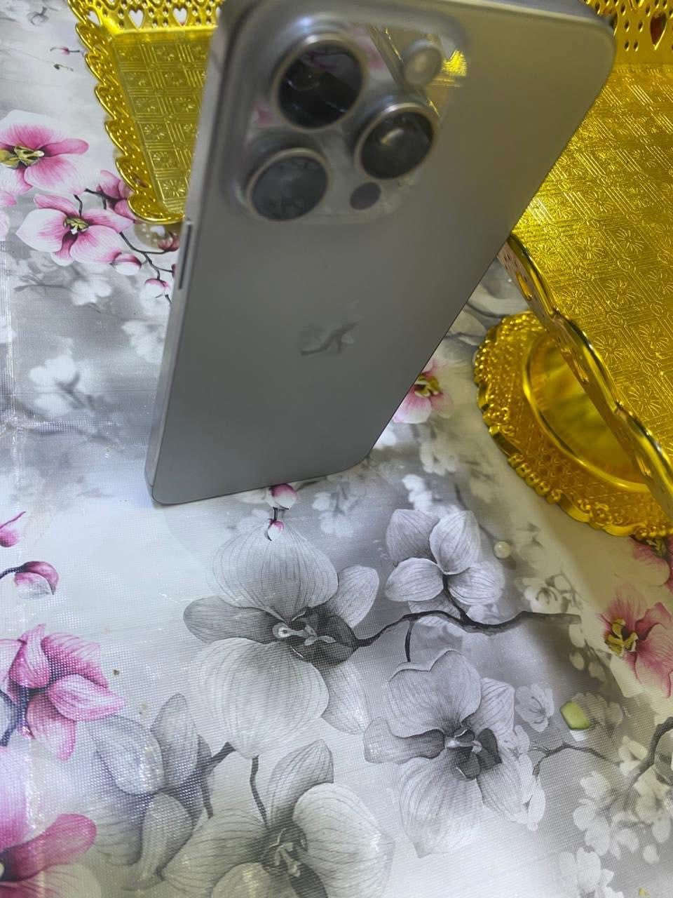 للبيع آيفون 15 برو ماكس جهاز جديد ما ملعوب بي  ضمان سعر مليون قفل 1000
*********** العنوان الزعفرانيه
