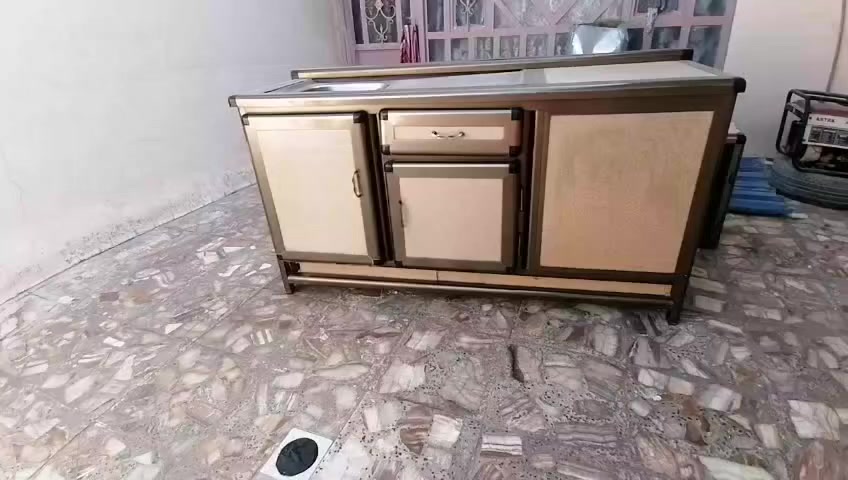 كاونتر مستعمل للبيع نضيف وياه ملحق مكان نجف شارع المطار


**إذا كنت صاحب هذا الإعلان وتريد حذفه لأي سبب، رجاءا أرسل رسالة إلى الدعم الفني**