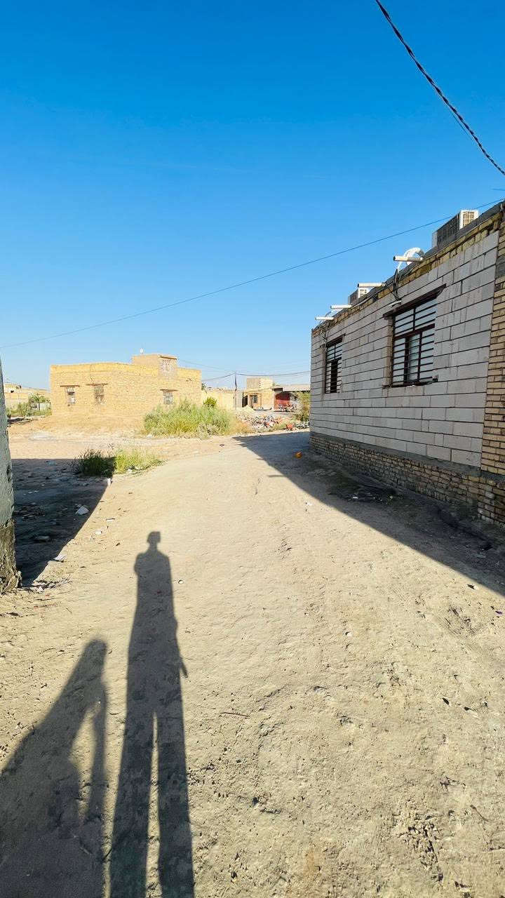 قطعه زراعي للبيع
مساحه 300 متر 

وجه 12 ونزال 25 

طريق سوك فضليه نزله مدرسه الامام الباقر تبليط قريبه للشارع لعام مسافه 200 متر 

كافه لخدمات متوفر كهرباء ماي تبليط قريب مدارس مستوصف 

السعر جدا مناسب 9 وبيه مجال للشراي 

لاستفسار والتواصل خاص او على الارقام لتاليه

ابو امير  :  ***********

منتظر حازم :  ***********

نستقبل كافه العروض الطابو والزراعي بيع وشراء في جميع مناطق سوك الشيوخ في مكتب الأمير للعقار  حي الجوادين قرب الصيدليه مباشرتا
