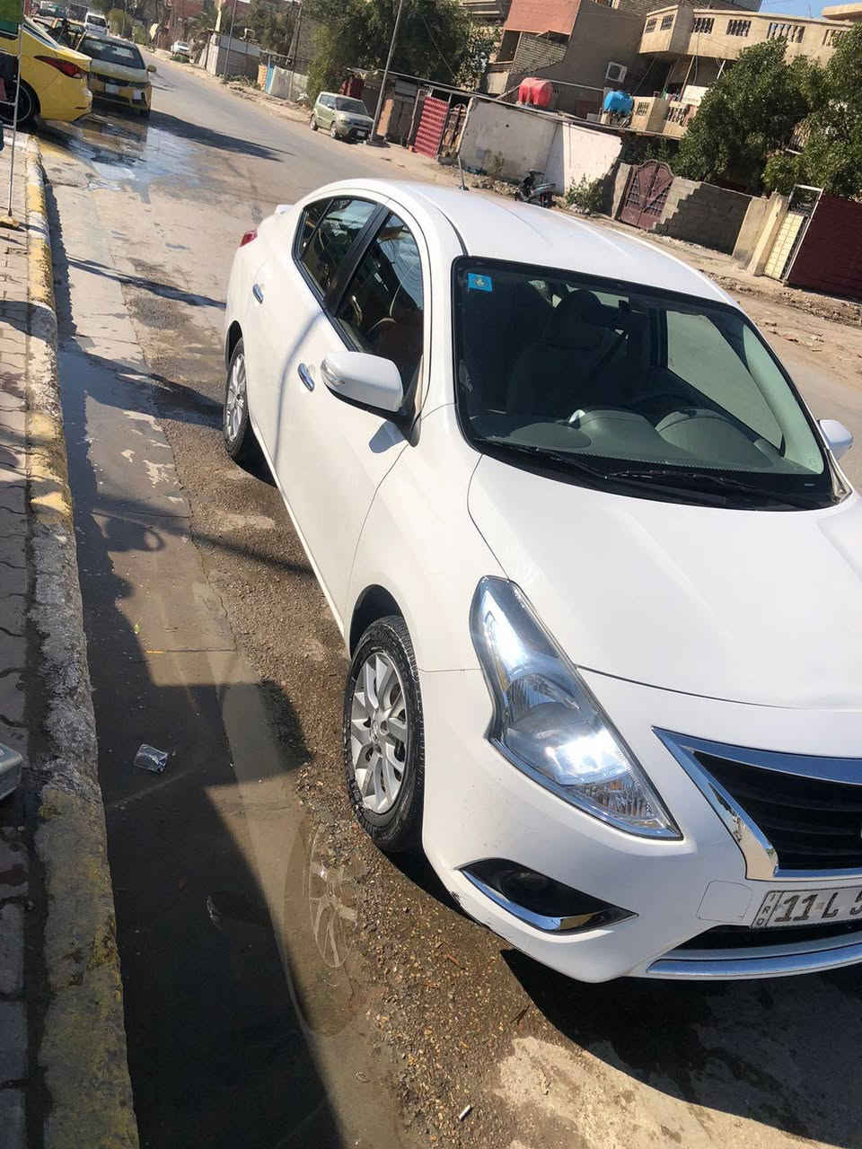 نيسان صني مصري مودل 2024
رقم بغداد انكليزي باسمي شرط التحويل
ماشية 73الف قابل للزيادة 
السيارة كفالة عدا شمعات الحدادية مال الصدر و كسر بجامة البك لايت الخلفي
معروفة مواصفات المصري الفول
 السعر 123ورقة وبيهة مجال حك الجية للشراي فقط شي جداا قليل
التواصل على الخاص موجود بغداد, العراق


**إذا كنت صاحب هذا الإعلان وتريد حذفه لأي سبب، رجاءا أرسل رسالة إلى الدعم الفني**