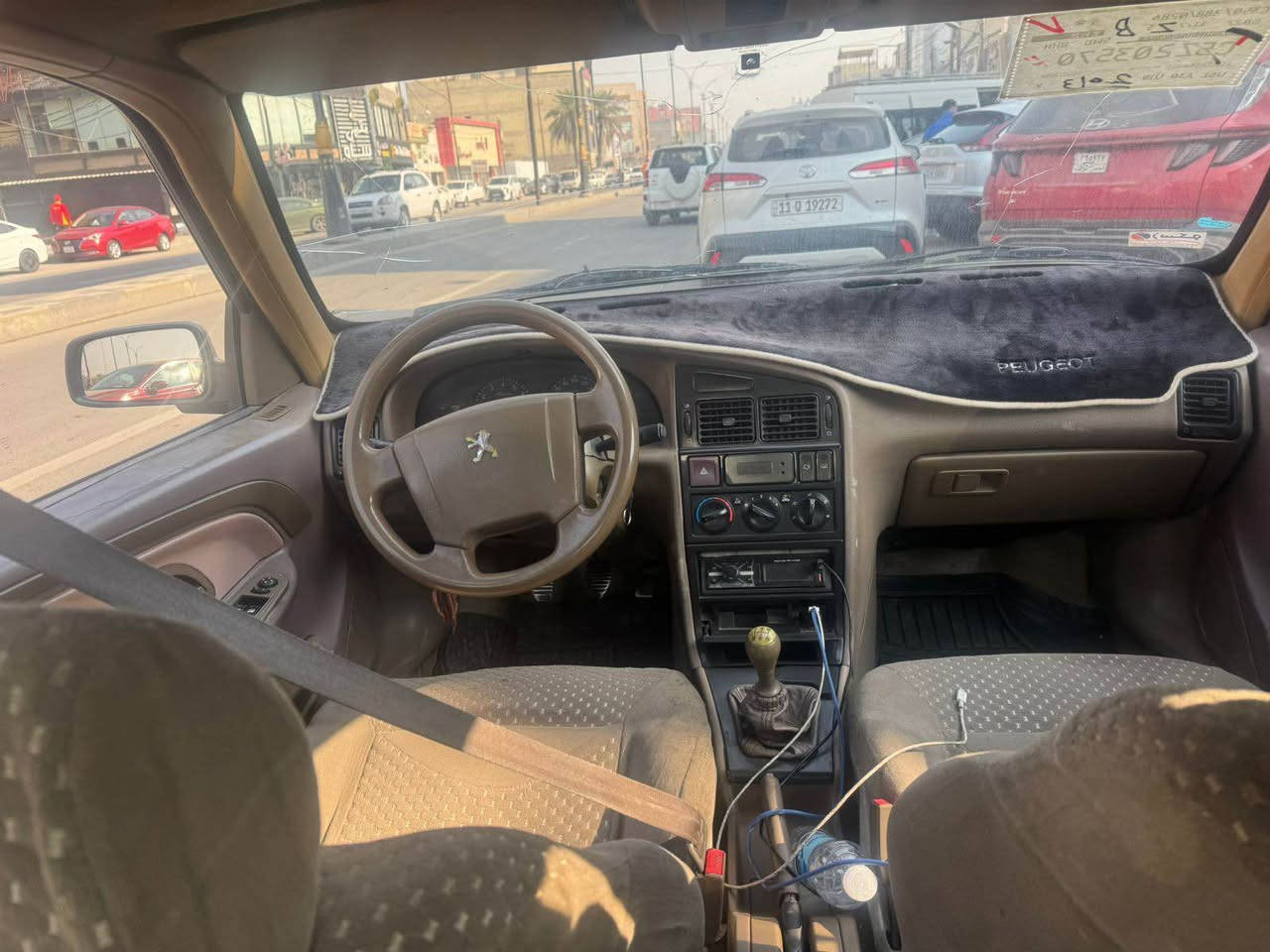 السلام عليكم للبيع بيجو لميس ٤٠٥ موديل ٢٠١٣ مصفرة هيئة وغرامات سيارة جاهزة للشارع تخم تاير صدر باتري داخل نظيف رقم بغداد الماني مكان السيارة حي العامل 
السعر ٣٠ ورقة 
***********
*********** بغداد, العراق
