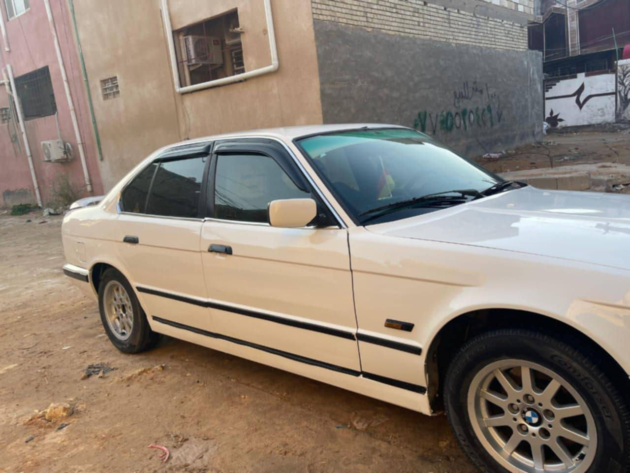 سلام عليكم بيئم 520 اصل كير او مكينه 525 فانوص 
رقم انبار بيه ضربه بل حوض جنطه سياره حلوه ما بيه شي مال جني عدي وكاله احول ثاني يوم سياره خير من الله 
تحكم كشنات كير مكينه كفاله سعر 45او بيه مجال للشراي رقم ***********
