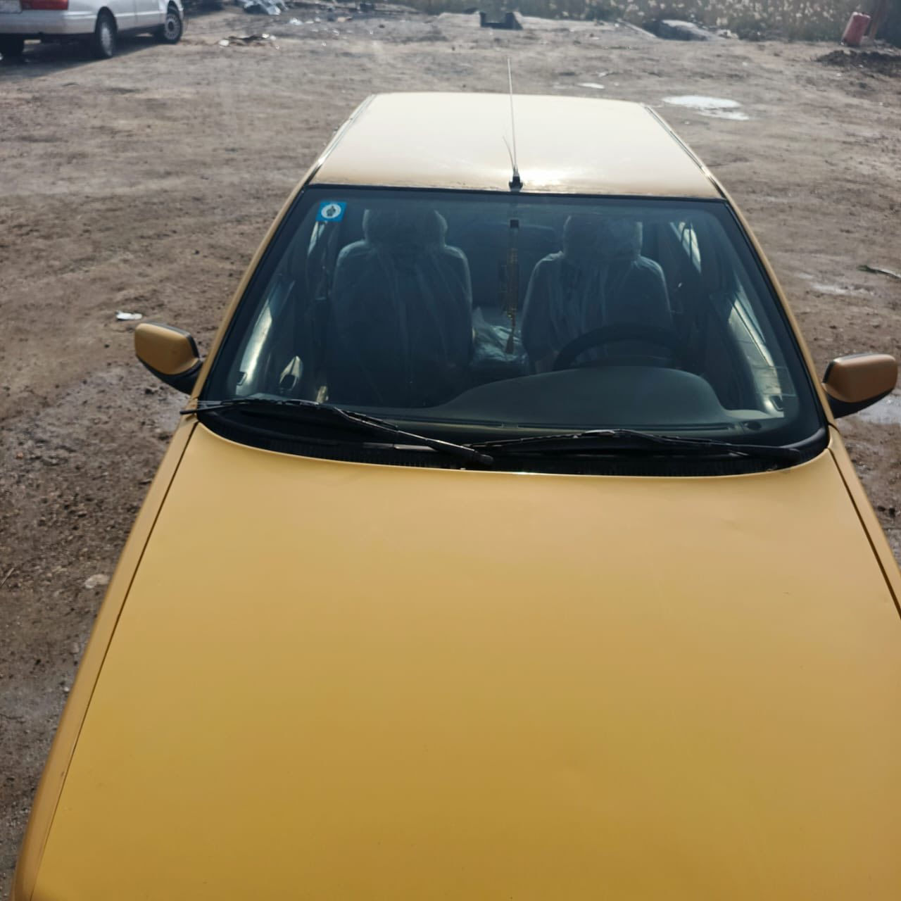 مكلف بالنشر مو الي …"

بيجو 405فرنسي موديل 12سنويه لل 31رقم انكليزي بصره
السياره بسمي البصره قضاء المدينه 
السعر 35وبيه مجال  حك الجيه
‍***********
