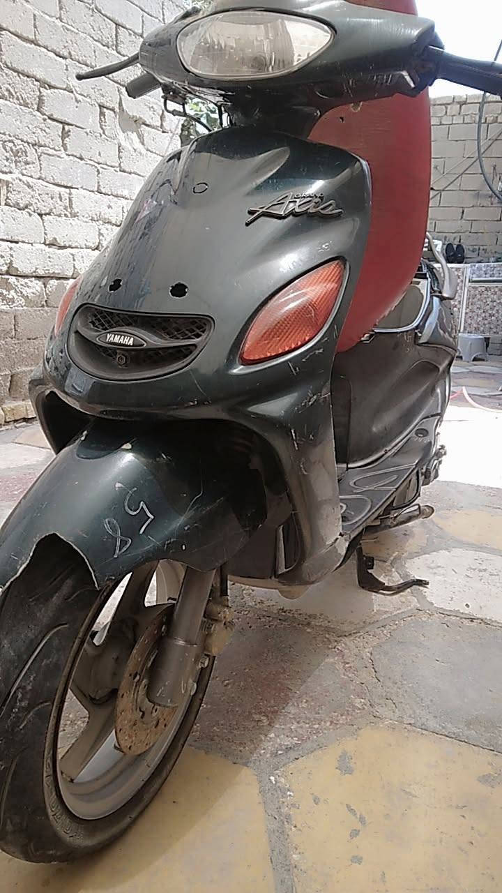 دراجه اكزز ١٠٠ كفر اصلي بس نقص ترايش كهربائية كله شغاله سلف هندر لايت شغال اشاير قفل ستيرن قفل جنطه سعرها ٢٥٠ بيه مجال ***********
