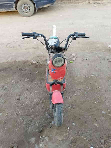 سلام عليكم دراجة شحن حجم 14 بطاريات منفوخات السعر 50 قفل ه‍ *********** متواجد واتساب
