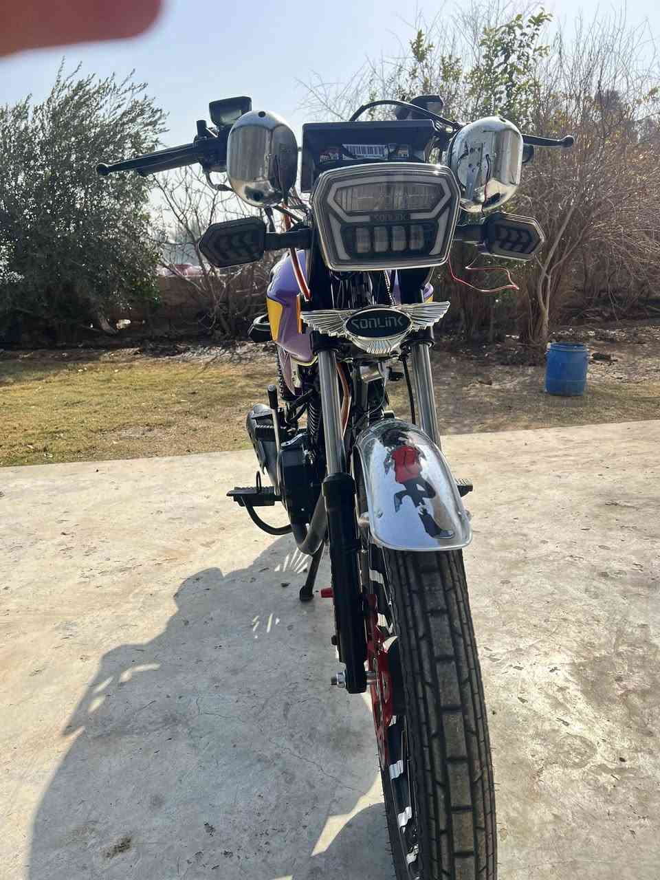 للبيع موديل 25 اوراق كامله ***********
