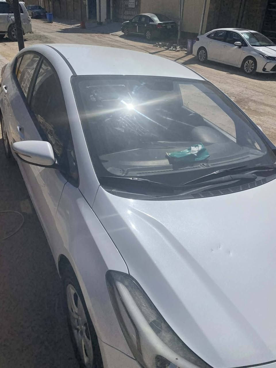 سلام عليكم سيراتو مديل 2017خليجي مكفوله ماعده بارد بل جنطه عله كد شبر محرك 1600 مكانها نجف سعر 133مع المجال البسيط  الاستفسار الاتصال عله الرقم ***********
