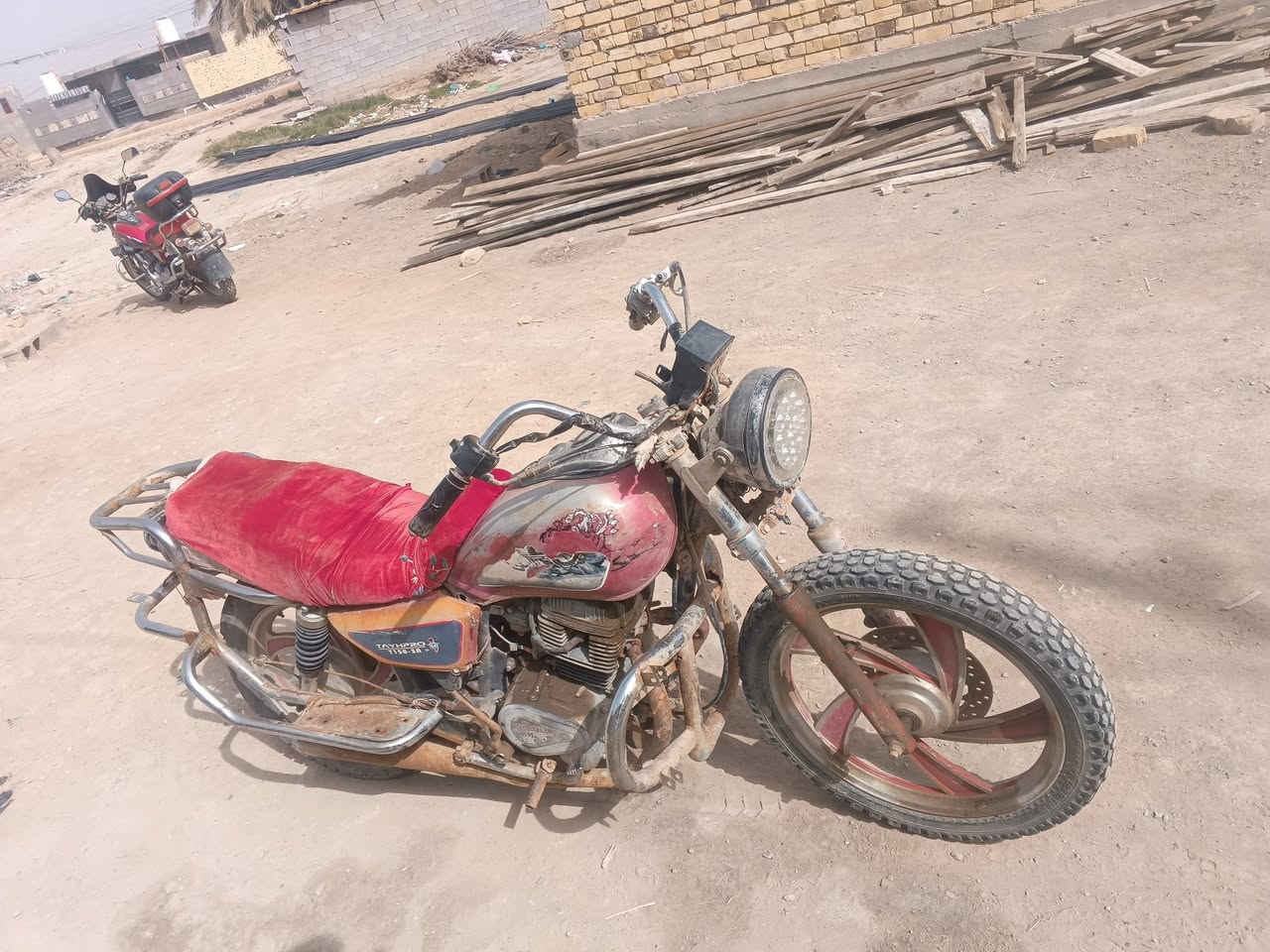 سلام عليكم دراجه للبيع تايموته 2011مكاني رفاعي رقم تليفون ***********
