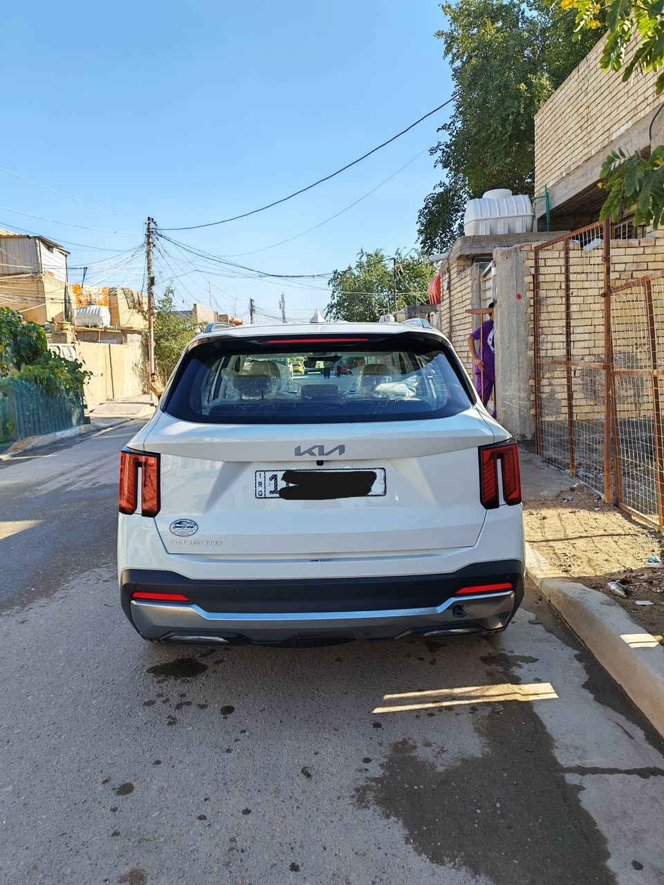 السلام عليكم كيه سورنتو 2024 ماشيه 10الف سيارة زيرو كفالة عدة بارد بسيط جدا بل بنيد سيارة فول مواصفات عدة البنرامه داتشو وفول سيارة بسمي ثاني يوم تحويل مكان سيارة بغداد مكينه 6 سلندر الاستفسار أكثر ***********  32 الف$ وبيهة مجال
