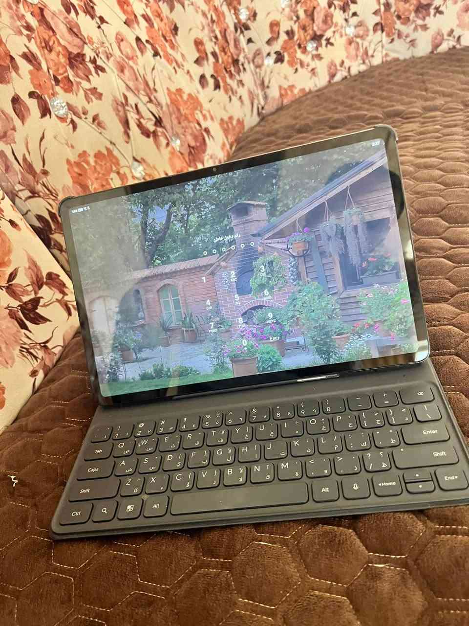 � للبيع: HONOR Pad 9 بحالة ممتازة

🔹 الشاشة: 12.1 إنج بدقة 2.5K (2560×1600) وتردد 120Hz
🔹 المعالج: Snapdragon 6 Gen 1
🔹 الذاكرة: 8GB RAM (+8GB توسعة افتراضية)
🔹 التخزين: 256GB
🔹 البطارية: 8300mAh مع شحن سريع 35W
🔹 الكاميرا الخلفية: 13MP
🔹 الكاميرا الأمامية: 8MP
🔹 الصوت: 8 سماعات ستيريو قوية وواضحة
🔹 النظام: Android 13 / MagicOS 7.2
🔹 اللون:رصاصي
🔹 السعر 320


**إذا كنت صاحب هذا الإعلان وتريد حذفه لأي سبب، رجاءا أرسل رسالة إلى الدعم الفني**