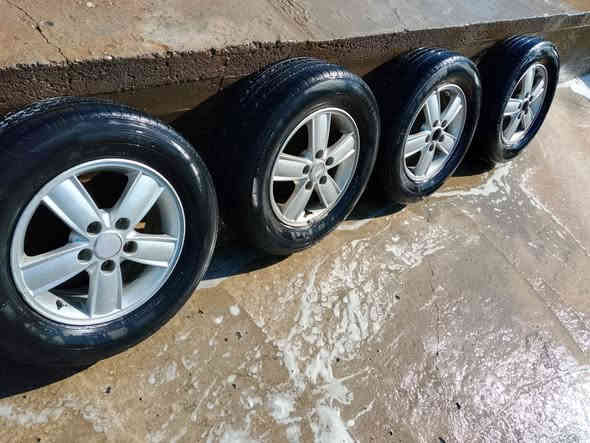 تخم ويل كب بتيمه سوناته حجم16نظيف ما مصبوق ولا عواج وتخم تاير ناصريه رفاعي سعر 160الف***********
