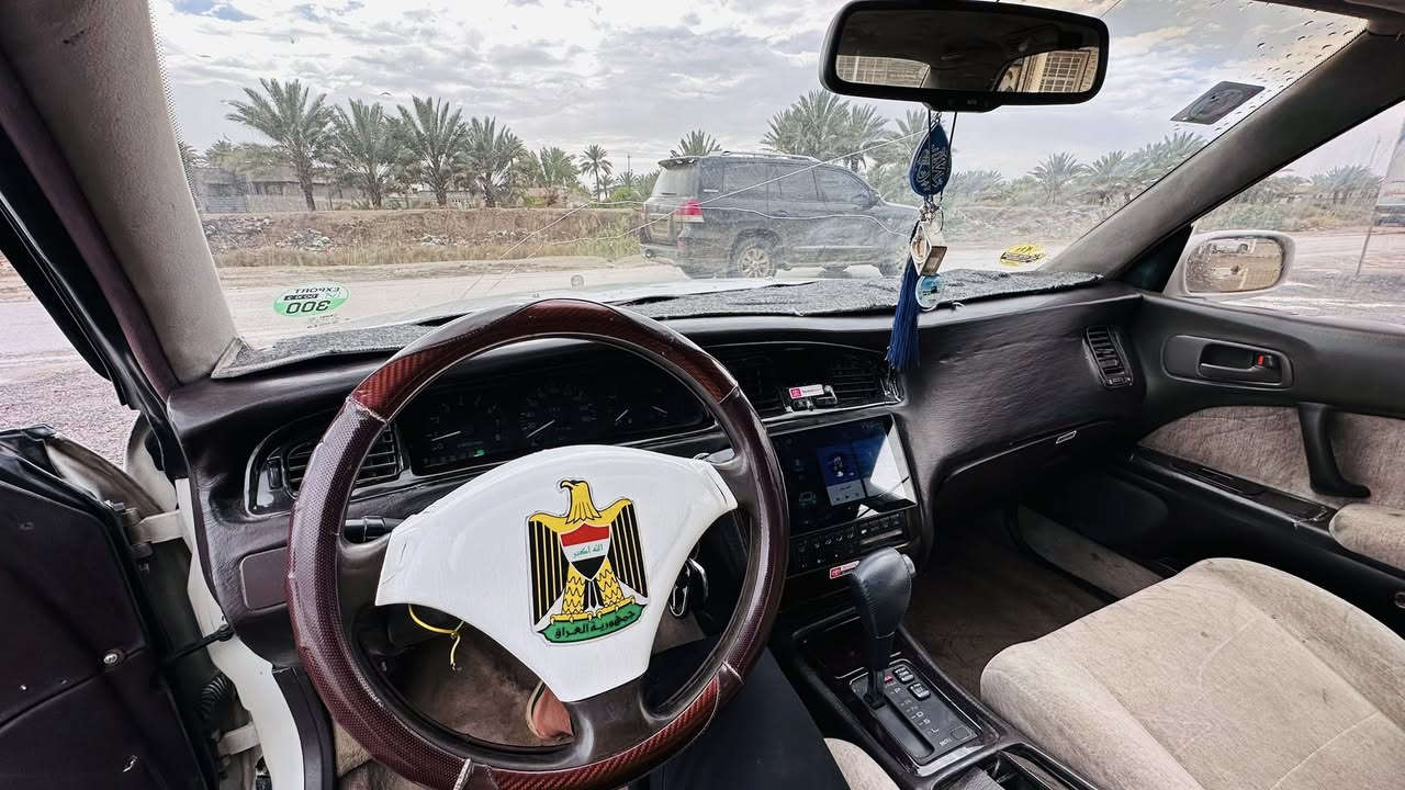 السلام عليكم 
بطه موديل 92 مكينه ثنين ونص ام الديلكو ، المكينة جديده كير جديد أكسن جديد تبريد شغال حداديه جديده كهربائيات كلها شغاله تخم تاير  السيارة جديده ٫ شرط مداور رقم انكليزي 27 ، السيارة بيه فقط البطاين الثنين الاماميات تعبانات شويه ، السيارة من الدعاميه للدعاميه نقطة خياس مابيها 
سعر السيارة 55 وبيها مجال حق الجيه 
مكان السيارة بابل 
ملاحظه اخوان ما متواجد ع نت اتصل على *********** الرقم بي واتساب 🙏
