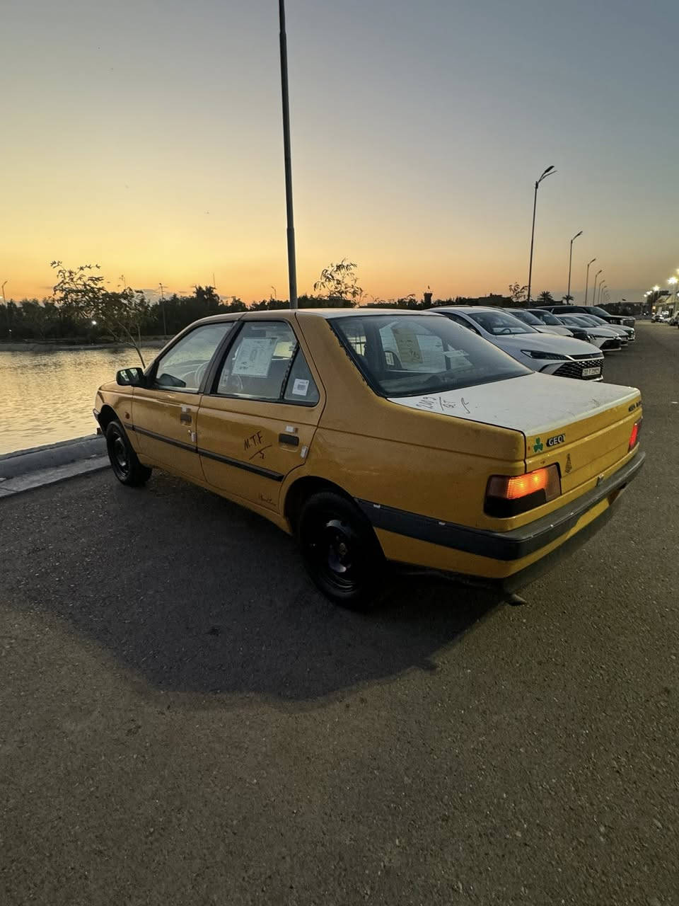 سلام عليكم للبيع بيجو جي الكس موديل ٢٠٠٩ كير محرك حلوات صدر مامي خلفي جديد تخم تاير لا ضربه ولا تبديل صبغ شي بصيط سعر٢٨ وبيها مجال ‭٠٧٧٢ ٣٢٩ ٧٣٥٣‬
