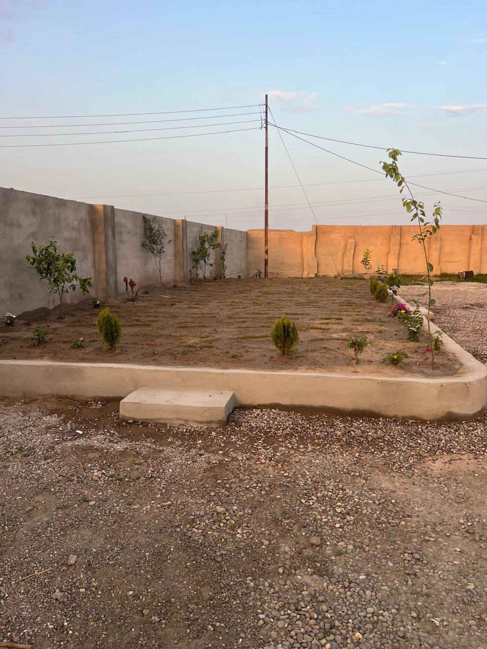 السلام عليكم اشتغل جميع الحدائق والبساتين  وتنظيف الحدائق من الدغل وتقليم الأشجار وزرع الشتل وقص الحدائق بل مكينه عل نمره وحدة وقص الأشجار الكبار  كادر متميز وسريع إتصل رقم الهاتف***********
