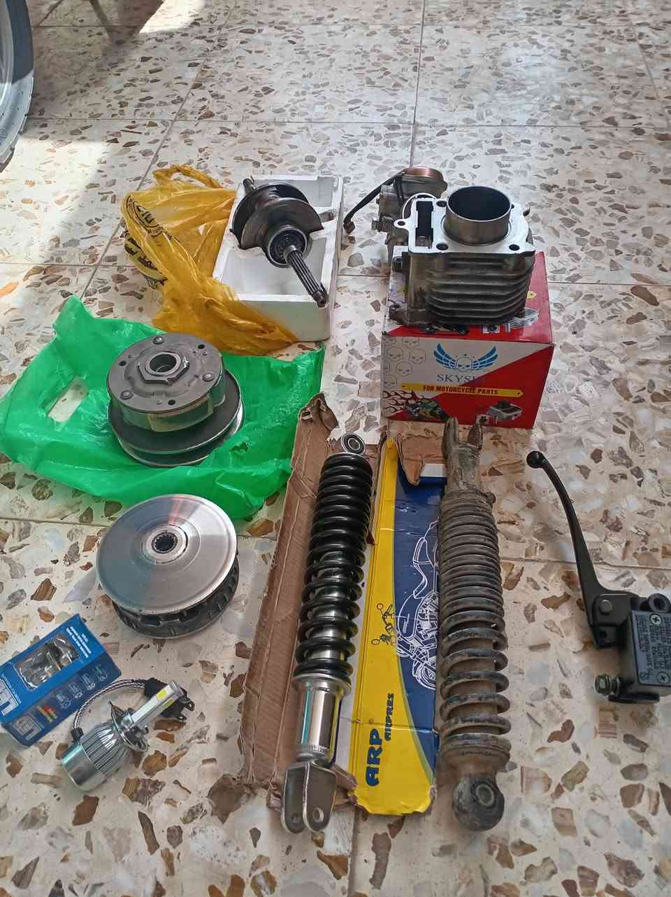 السلام عليكم
اخوان عندي أغراض مال دراجه 140 فراشه بيهن اصلي وبيهن جديد مستعمل شي قليل حسبت ايام الله شاهد عليه مثل ماموضح بالصور الي يريد يشتريهن هذا رقمي ***********  ورديه خارج قريب على الجزائر والي يريد يشتريهن كلهن اساهل بيهن وبيه خير ويدلل والقرآن غراض كلها مال جنى وعندي كفر مال دولفين احمر نضيف جدا ويه الأغراض ابيعه الي يريده هم اساهل وياه مامتواجد على الفيس
