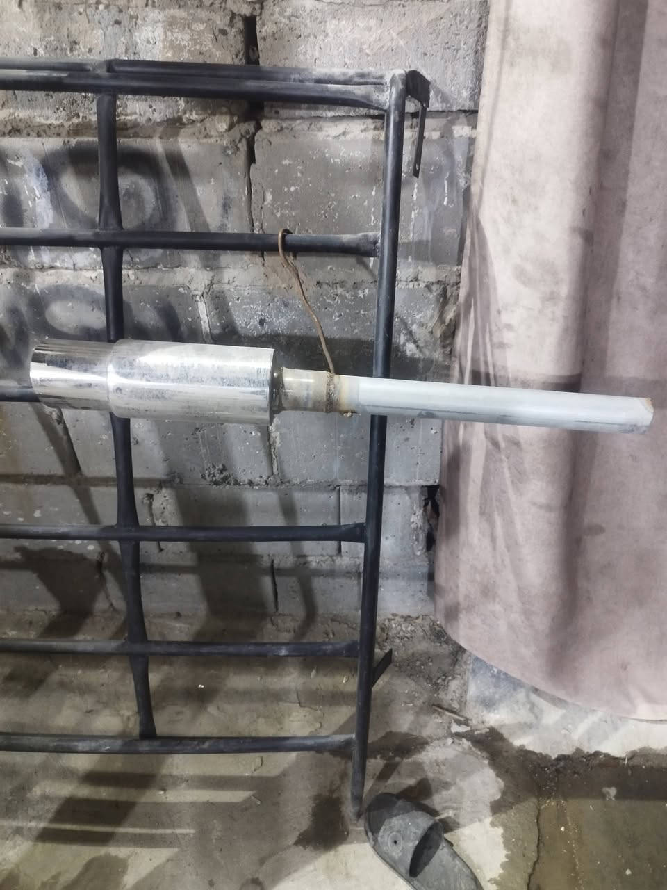 السلام عليكم صالنسر رياض صوتها رهيب كانت مشدوده على السياره عظيمه للبيع السعر 60 وبيا كاني بغداد العبيدي *********** واتساب
