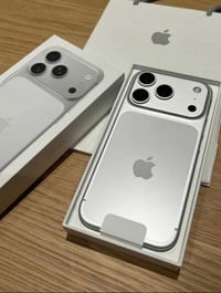 17 برو ماكس ( سيمكارت 1 شرق اوسط ) 256 بطاريه 100 ( ضمان ماستر ) مشحون...