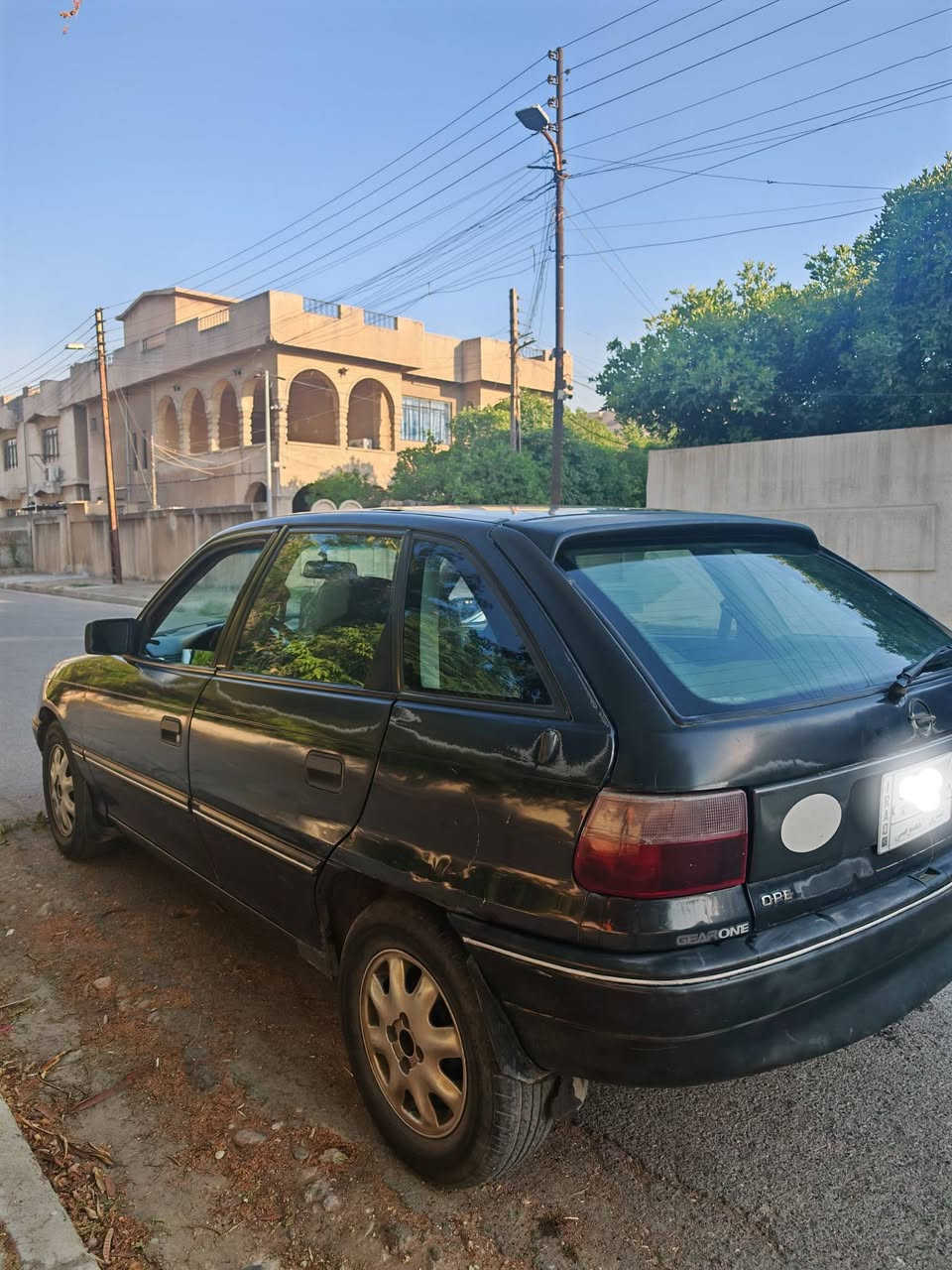 اوبل استرا جنطة حجم ١٦ نينوى شرط المحرك والكير بدون صبغ وبدون معجون باسمي السعر ٣٥$ ومجال للتواصل ***********
