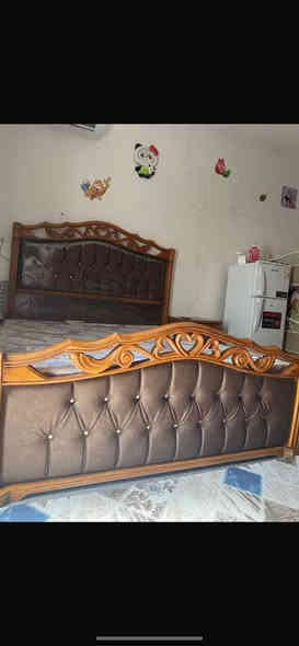 هذي الغرفه للبيع ب500 وأي استفسار ع الواتساب هذا الرقم ***********
